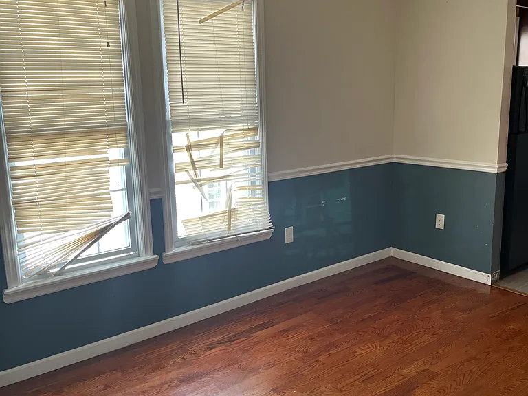 69-71 N 13th St #3 — Photo 4