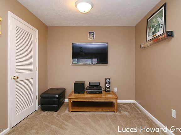 4th image of 1248 Valley Ave NW