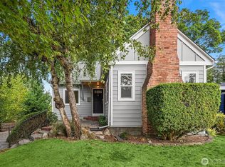 9756 Wallingford Ave N, Seattle, WA 98103