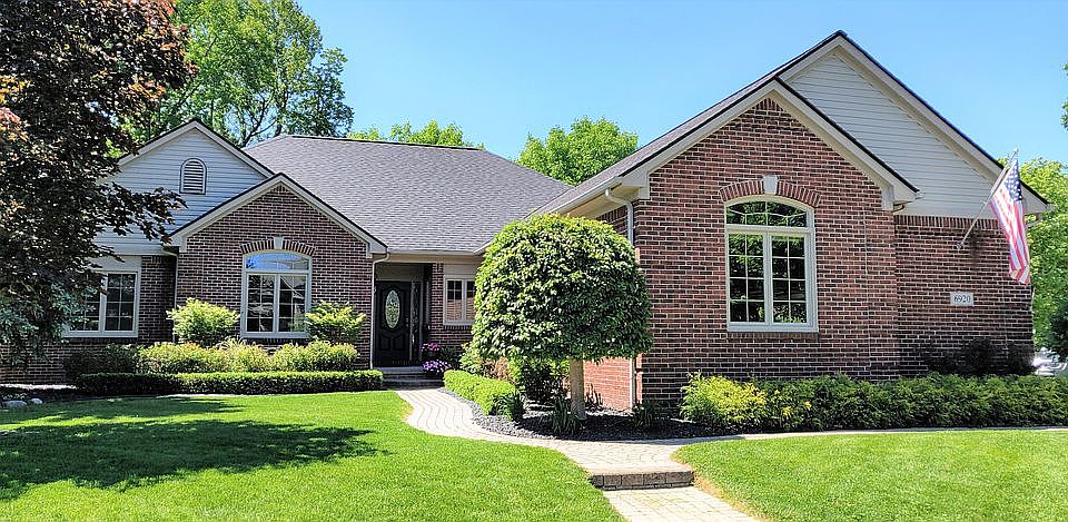 1st image of 6920 Brookview Dr