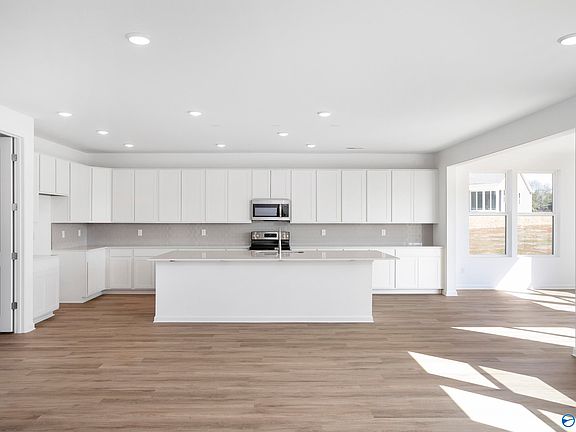2nd image of 119 Jude Ln