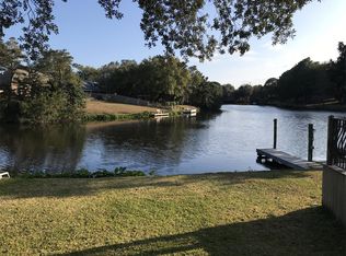 820 N Lakeside Dr, Destin, FL 32541