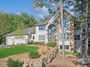 2070 Kimberly Ln N, Plymouth, MN 55447