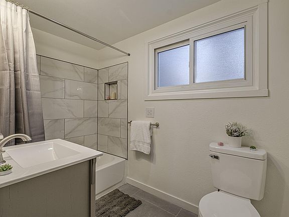 Main floor bathroom