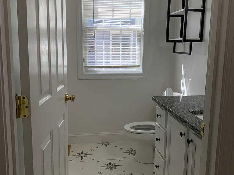 2 Fountain St #A — Photo 11