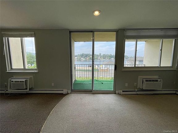 3rd image of 141 E Lake Blvd APT B2