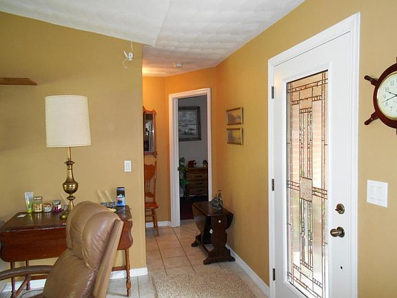 2nd image of 3440 Country Walk Dr