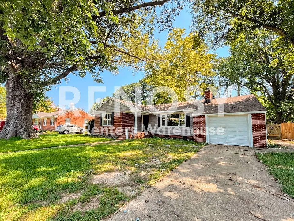 5 Paddock Dr