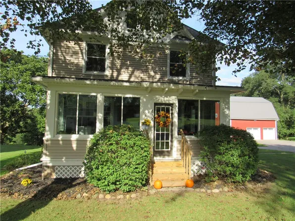 656 Filkins Rd, Newark, NY 14513