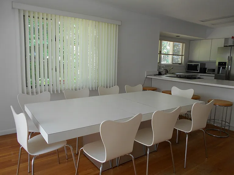32 Scrimshaw Dr — Photo 3