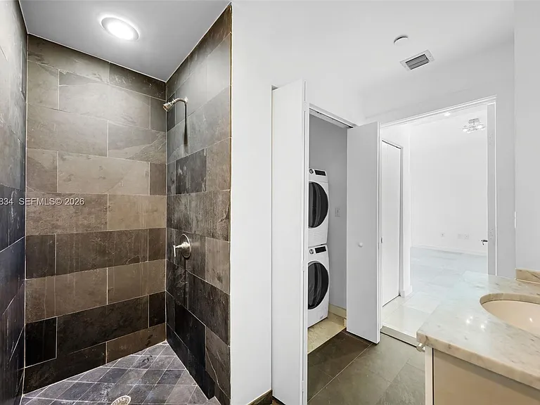 900 Biscayne Blvd #2404 — Photo 8