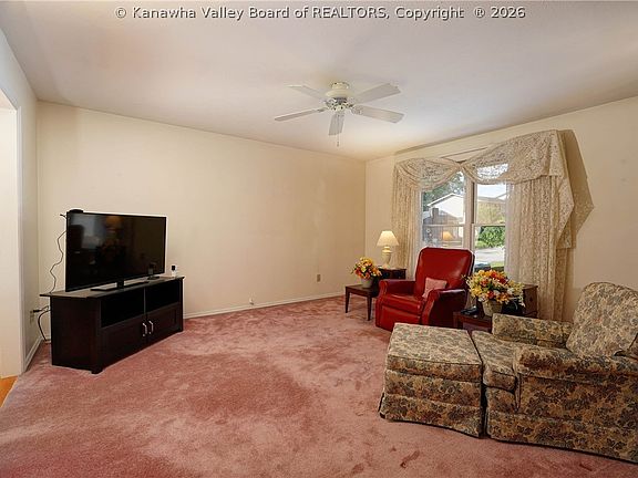 2nd image of 4513 Richmond Cir