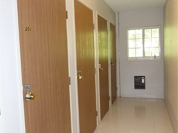 4th image of 10391 Glenway Dr APT 204