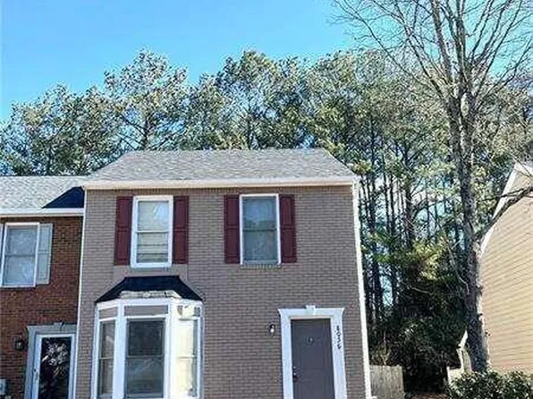 8036 Woodlake Dr, Riverdale, GA 30274
