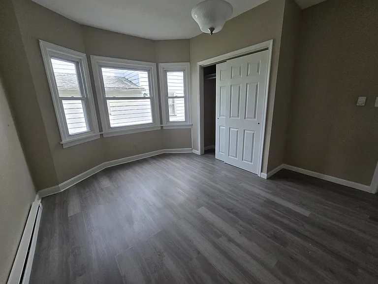 735 Main St #1 — Photo 14