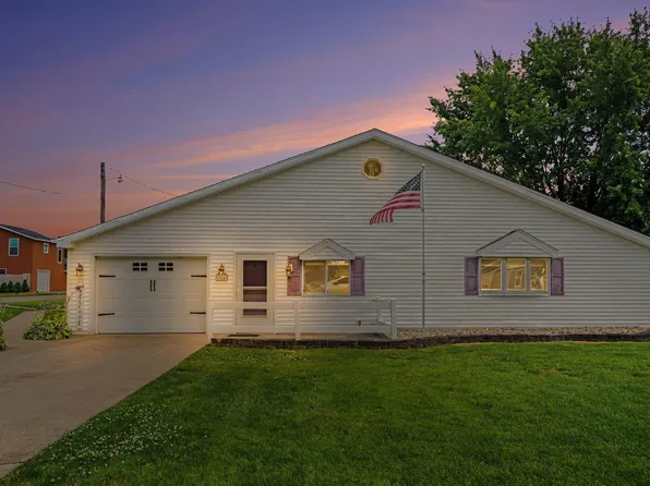 57148 Greenlawn Ave, Osceola, IN 46561