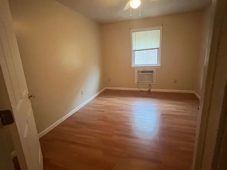 12 Vanhorn Dr — Photo 18