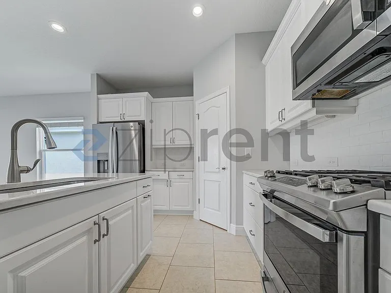 4207 Rustling Pines Ter — Photo 2