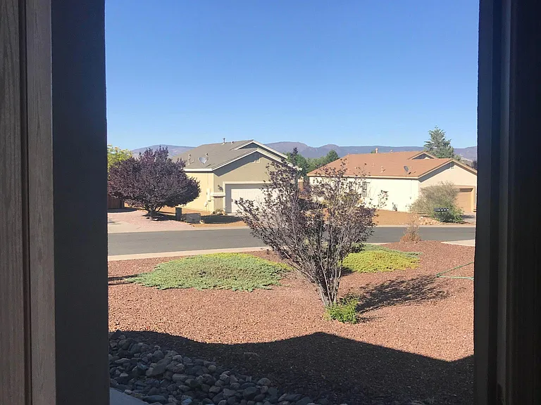 Frontyard view