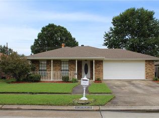 2100 Hampton Dr, Harvey, LA 70058
