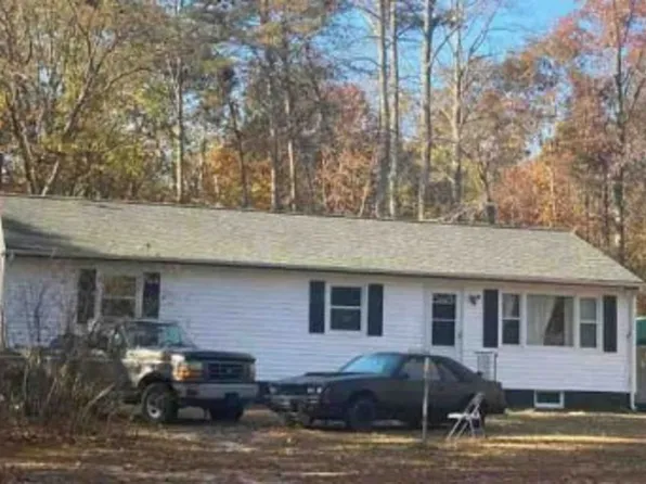 3703 Occupacia Rd, Hustle, VA 22476