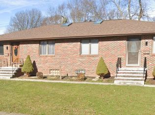 51 Hollywood Ave, Cuyahoga Falls, OH 44221