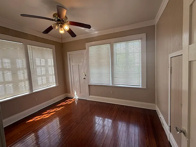 4001 Banks St — Photo 12