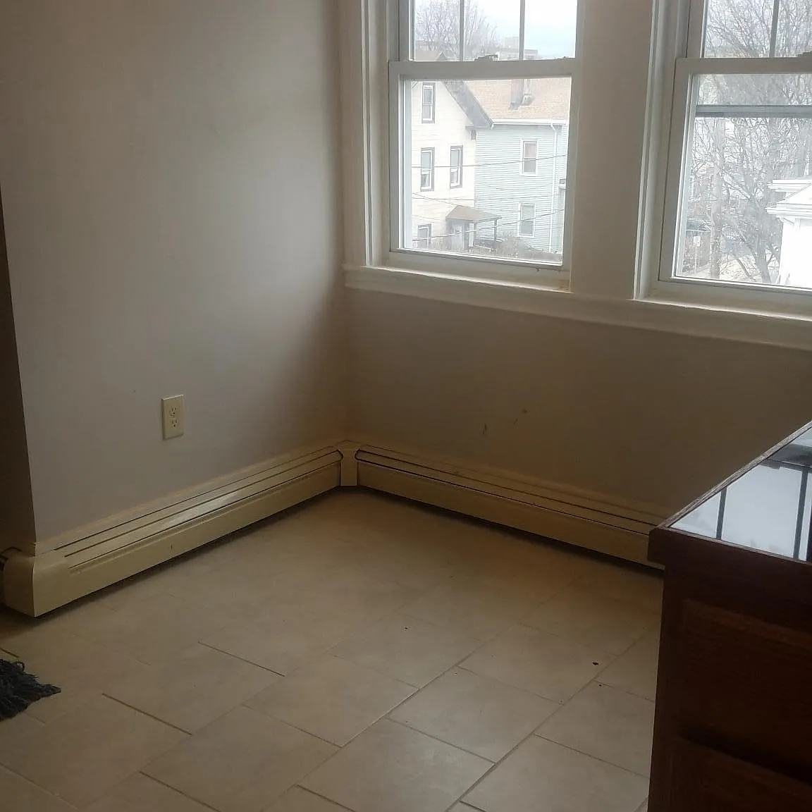 Newly Renovated 2 Bedroom in Chelsea Lead Free, Must see Text or Email today!! — Photo 4