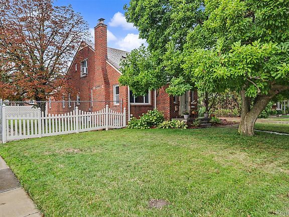 4th image of 7136 Rosedale Blvd