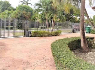 1841 SW 93rd Ct, Miami, FL 33165