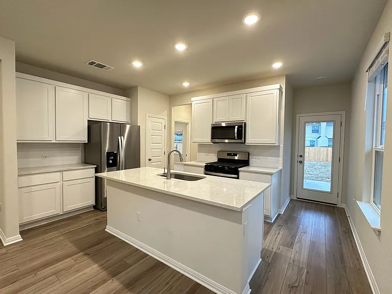 8309 Augeron Dr — Photo 12