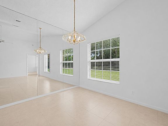 5th image of 6397 Garrett St