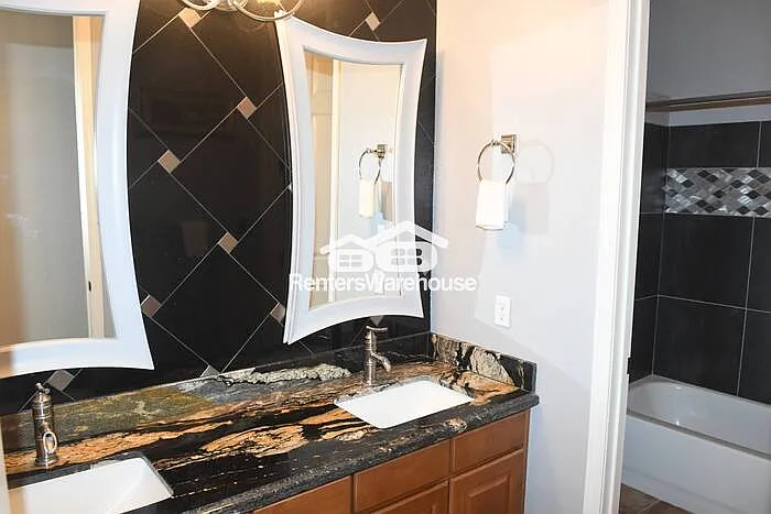 6027 N 133rd Dr — Photo 11