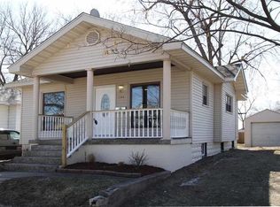 134 E Penning Ave, Wood River, IL