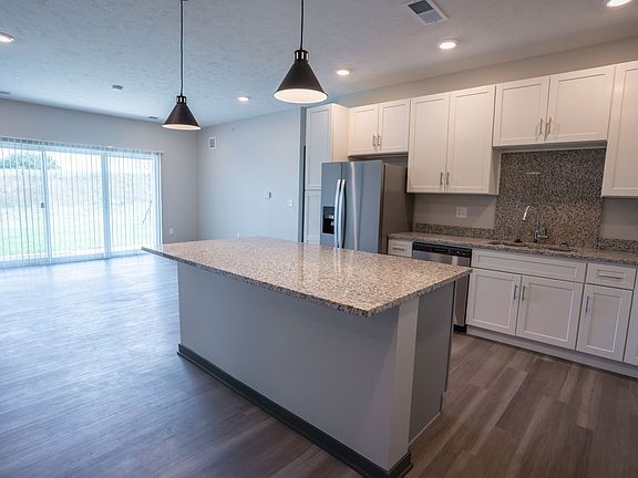 4th image of 7307 N 279th St #2B-2Ba-1117Sqft