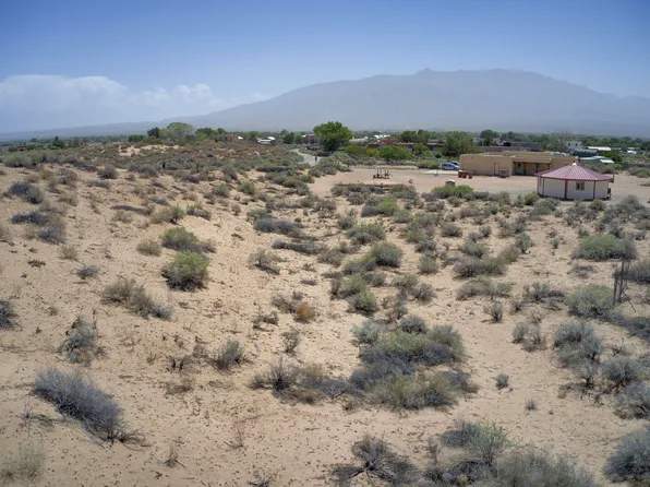 1597 Camino De La Tierra, Corrales, NM 87048
