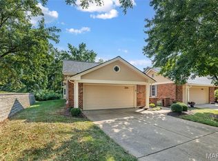 314 Valley Forge Ct, Chesterfield, MO