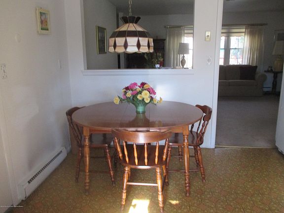 5th image of 706A Plymouth Dr #1001