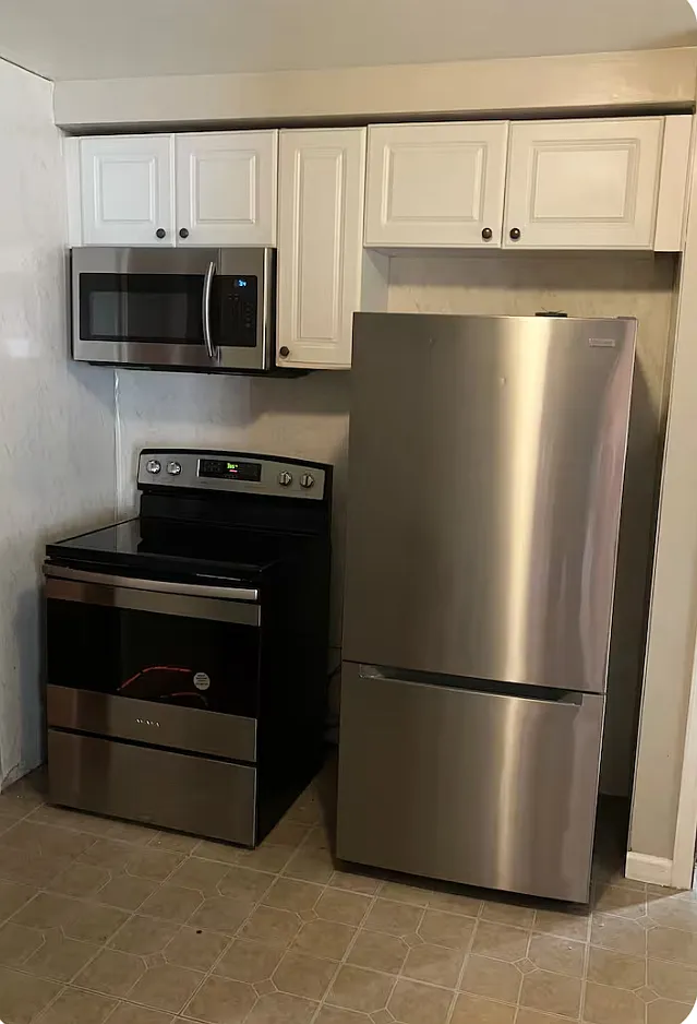 3 bed, 1.5 bath, 1276 sqft, $1,000 — Photo 4