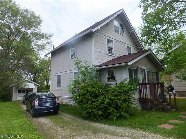 1st image of 1453 East Ave