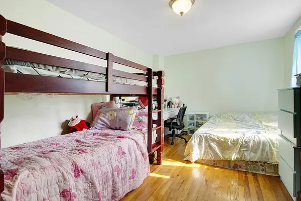 Sold by Weichert Manhattan Midtown | media 4