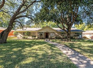 708 Falcon Dr, Woodway, TX 76712
