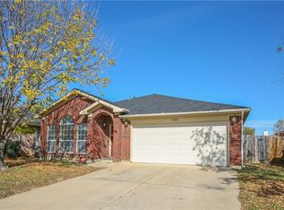2328 Cap Rock Ln, Fort Worth, TX 76133