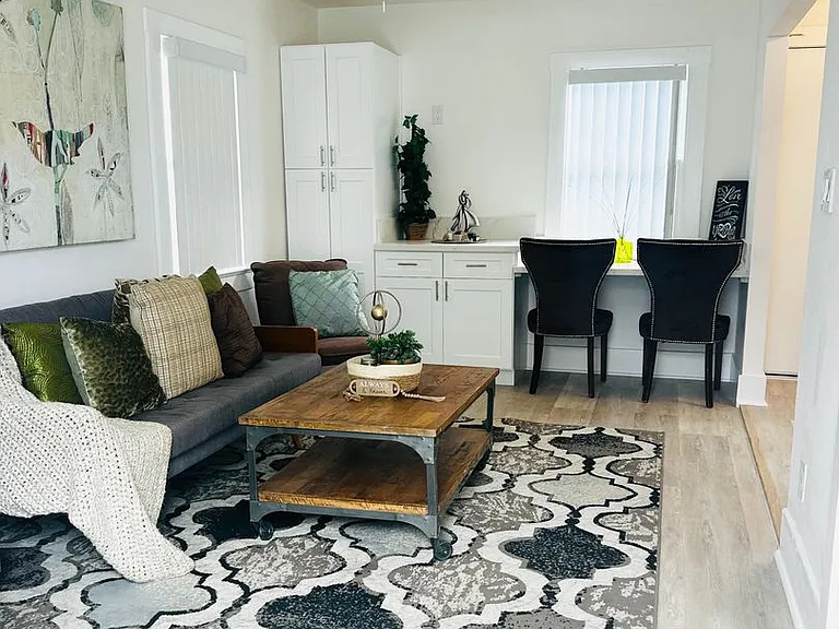 Stunning Brand-New Cottage in the Heart of North Park! — Photo 12