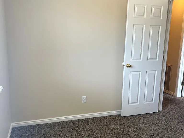 264 N 3 E #702 — Photo 16