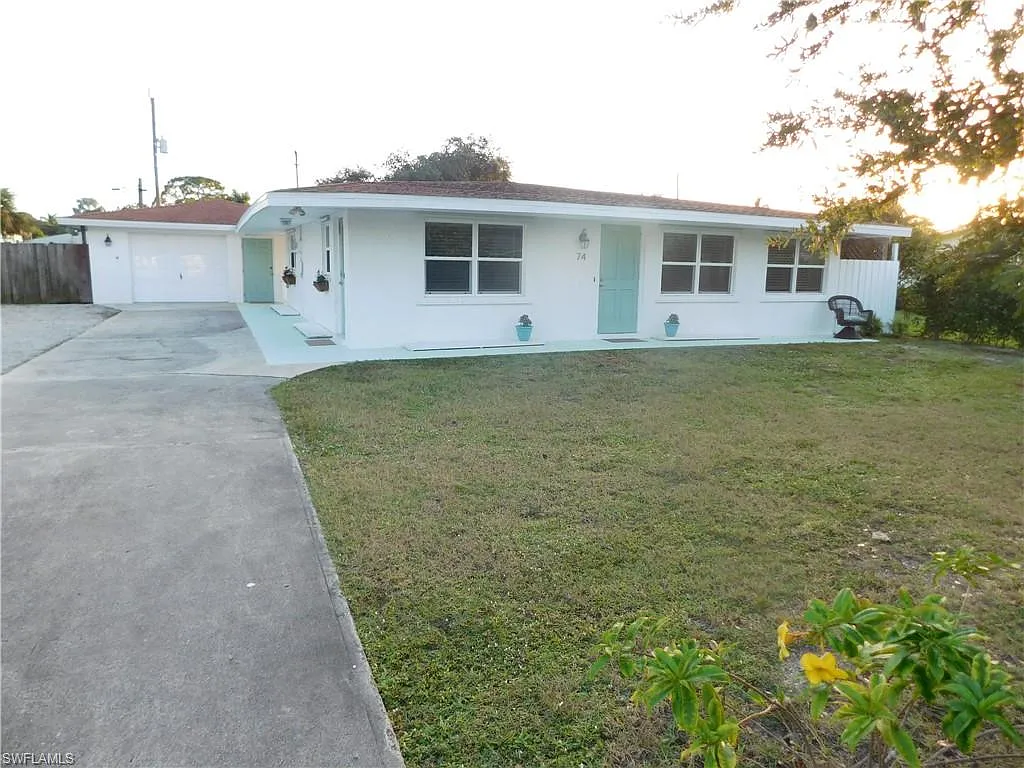 Bonita Shores — Photo 1