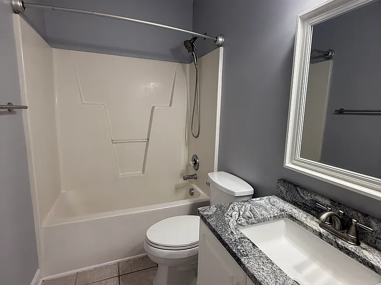305 Gold Leaf Dr — Photo 15