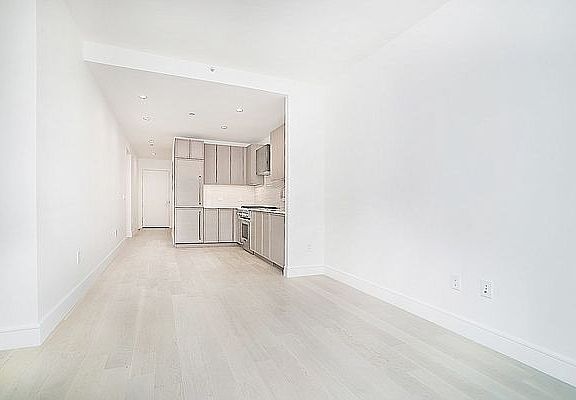 4th image of 1399 Park Ave #F