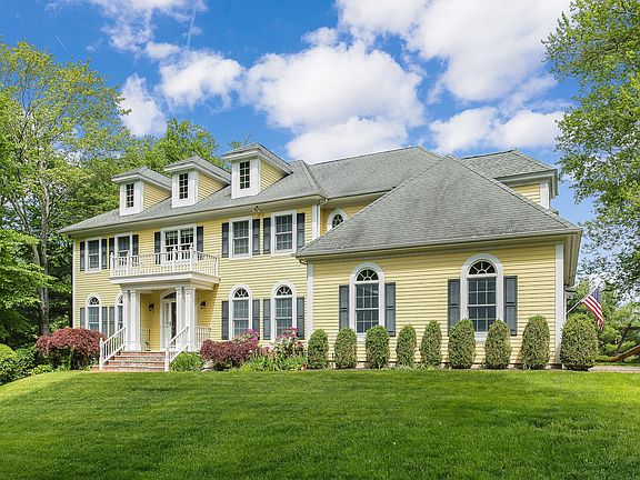 2450 Jordan Dr Cortlandt, NY 10567   (0003of 10).jpg