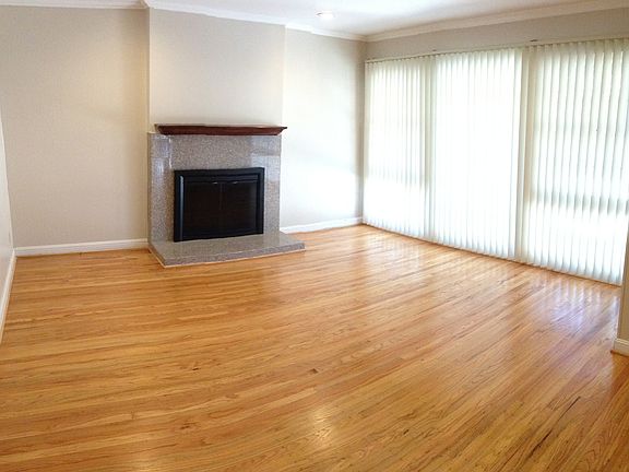 2nd image of 1590 Deerfield Dr